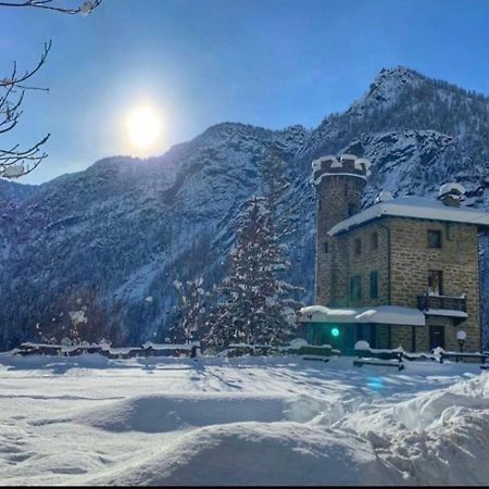 Il Castello Nel Bosco, Appartamento Torrente Champorcher Esterno foto