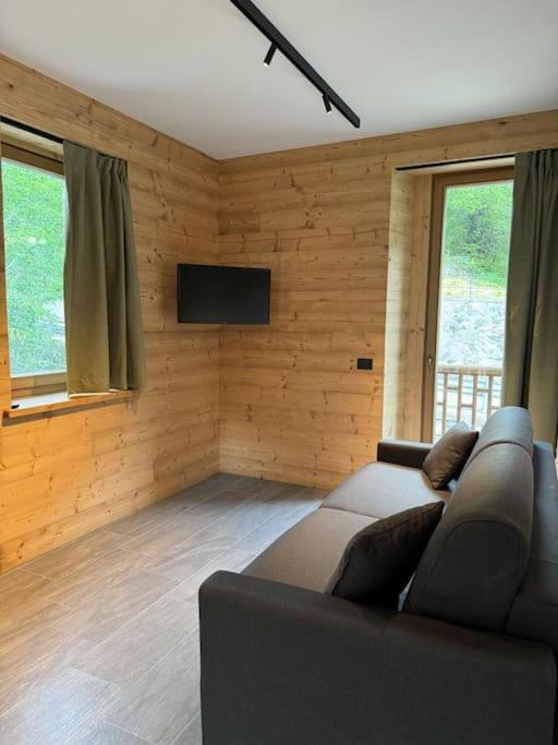 Il Castello Nel Bosco, Appartamento Torrente Champorcher Esterno foto